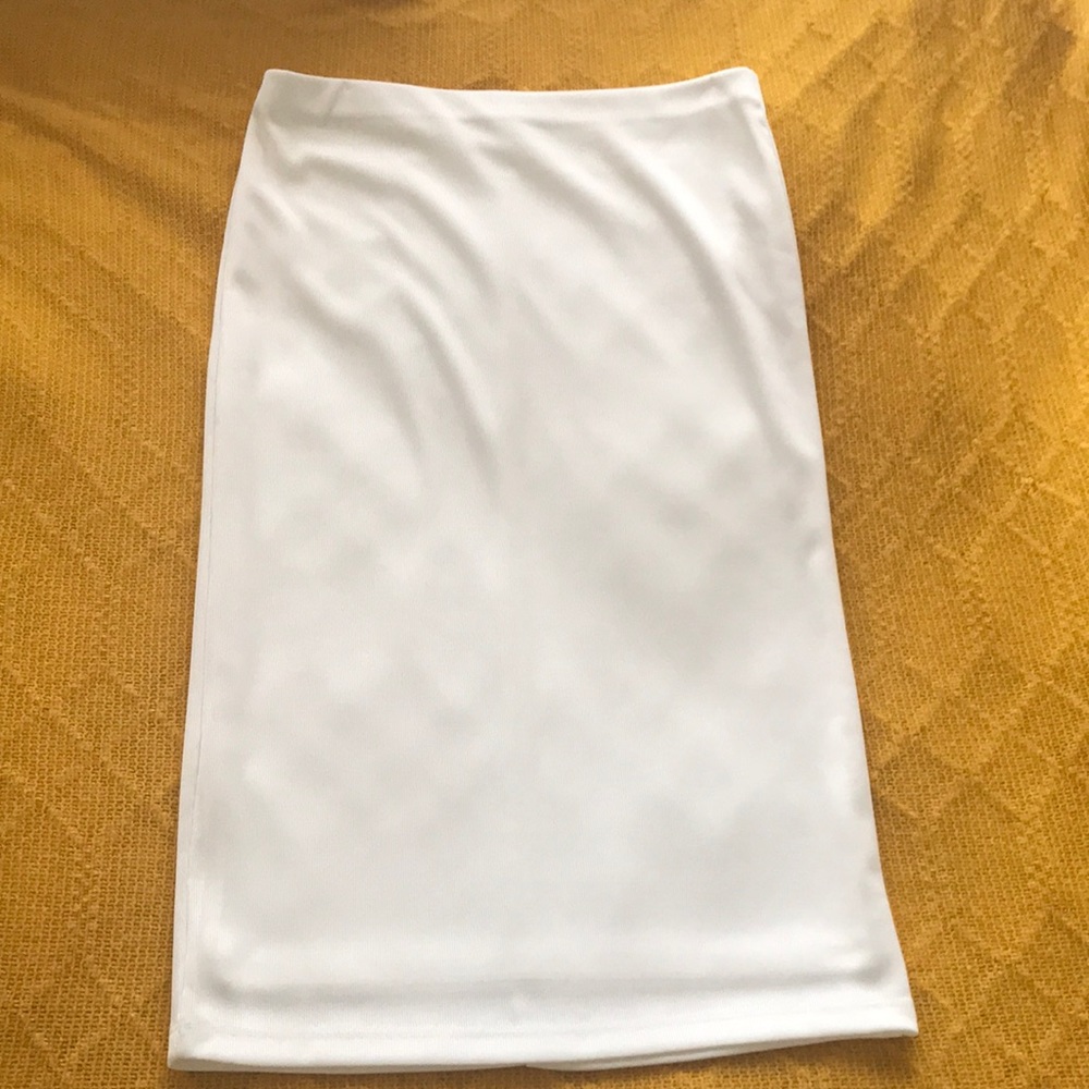 Lined White Pencil Skirt